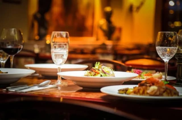 Gdzie zjeść w Szczawnicy? Odkryj najlepsze restauracje i smaki Gdzie zjeść w Szczawnicy? Odkryj najlepsze restauracje i smaki