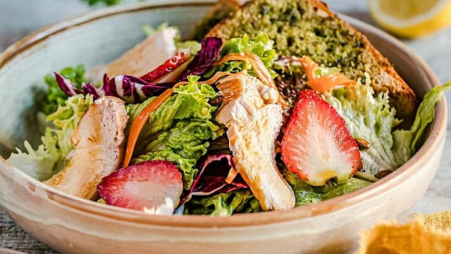Co zjeść w Łodzi? Najlepsze restauracje, które musisz odwiedzić Co zjeść w Łodzi? Najlepsze restauracje, które musisz odwiedzić