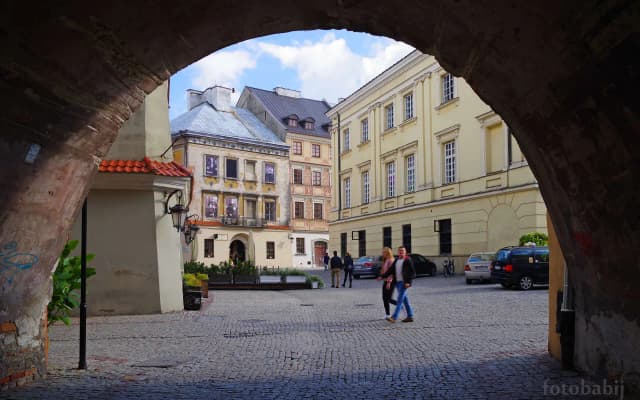 Gdzie zjeść w Lublinie? Odkryj najlepsze restauracje i kawiarnie Gdzie zjeść w Lublinie? Odkryj najlepsze restauracje i kawiarnie