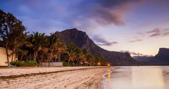 Najpiękniejsze plaże Mauritius z atrakcjami, które musisz poznać Najpiękniejsze plaże Mauritius z atrakcjami, które musisz poznać